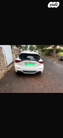 אינפיניטי Q30