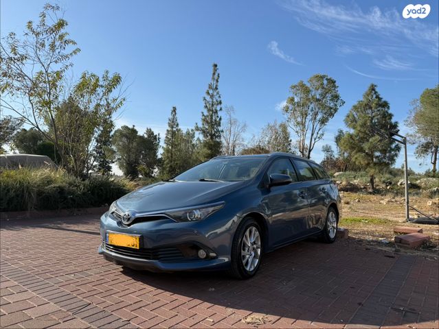 מודעת רכב טויוטה אוריס