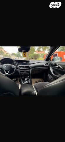 מודעת רכב אינפיניטי Q30