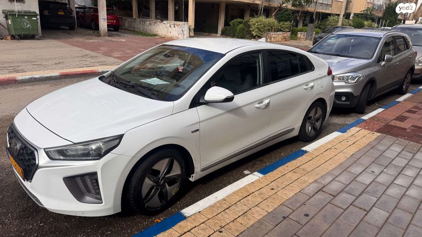 יונדאי איוניק