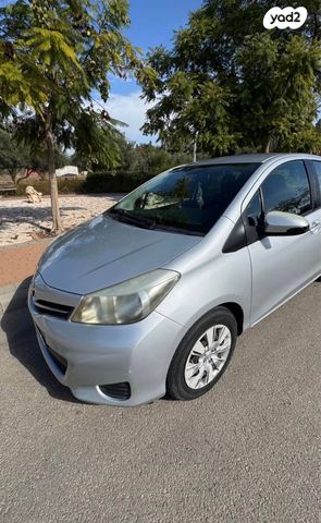 טויוטה יאריס
