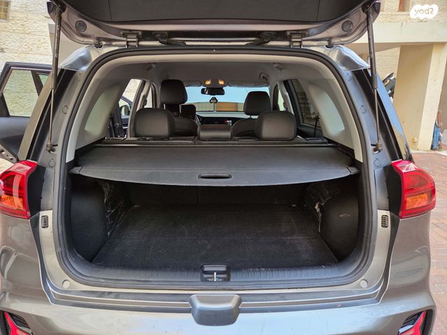 קיה נירו פלוס