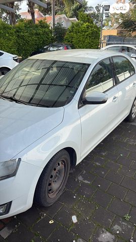 מודעת רכב סקודה ראפיד