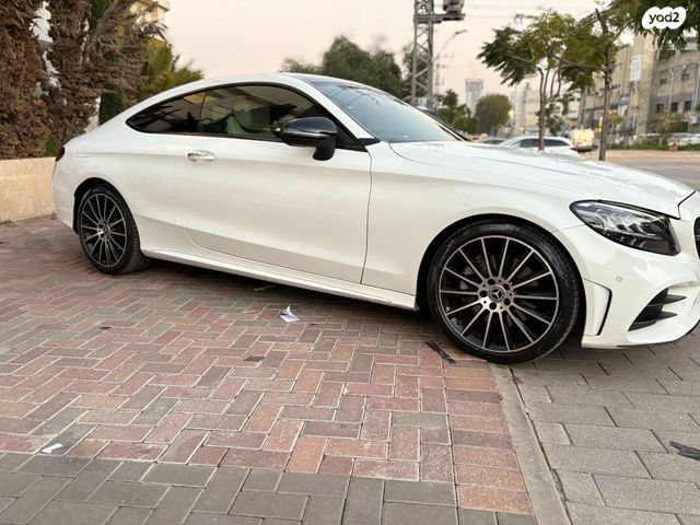 מודעת רכב מרצדס-בנץ C-class