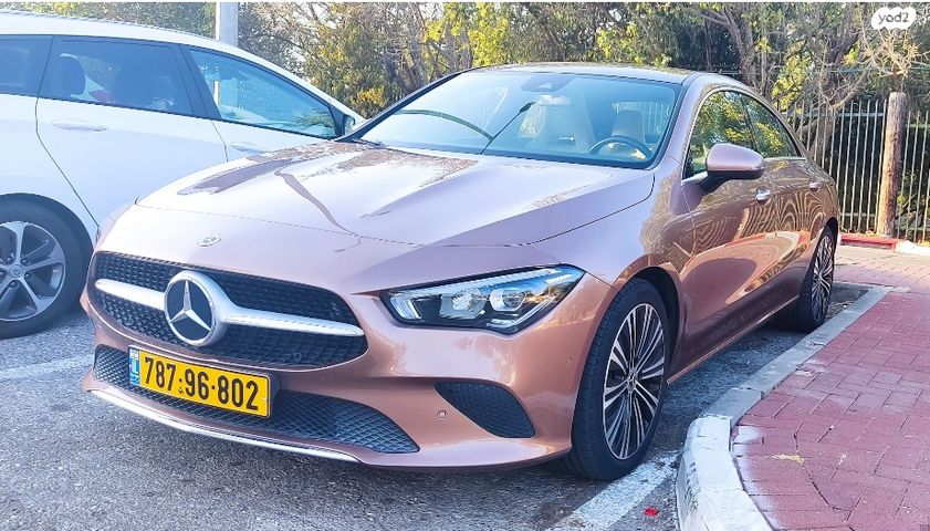 מודעת רכב מרצדס-בנץ CLA
