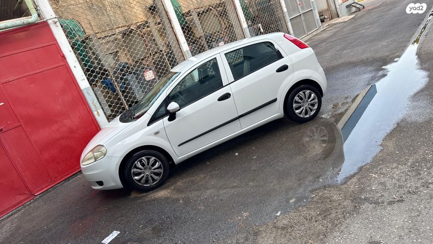 מודעת רכב פיאט פונטו