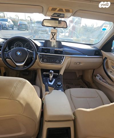 מודעת רכב ב מ וו סדרה 3