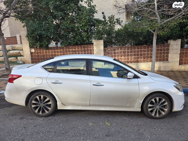 ניסאן סנטרה