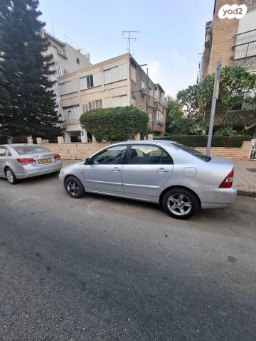 טויוטה קורולה