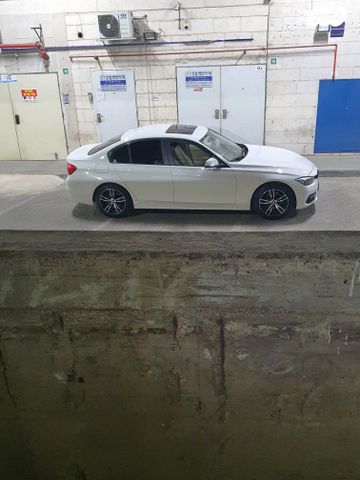 מודעת רכב ב מ וו סדרה 3