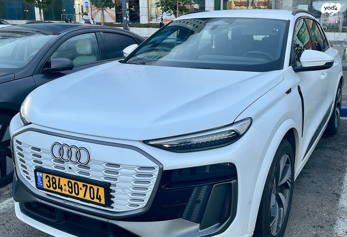 מודעת רכב אאודי Q6 e-tron