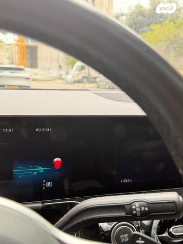 מרצדס-בנץ EQA