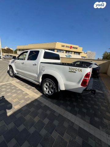 מודעת רכב טויוטה היילקס ויגו