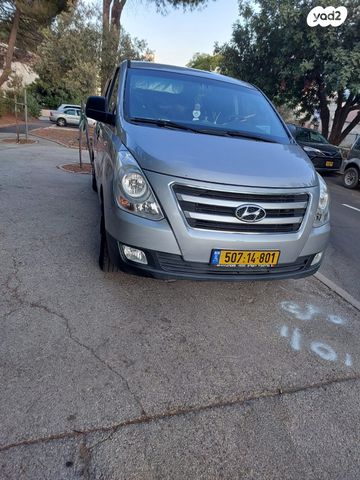 יונדאי H-1 / i800