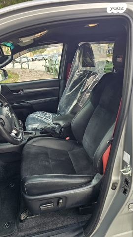 טויוטה היילקס