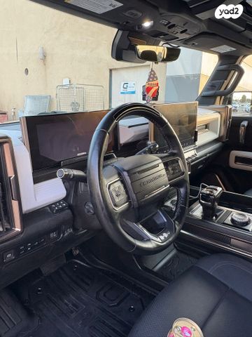 ג'י.אם.סי האמר EV