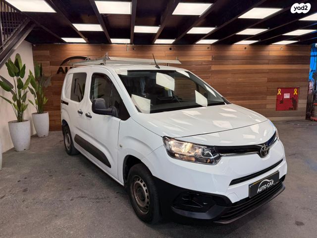 טויוטה פרואייס סיטי