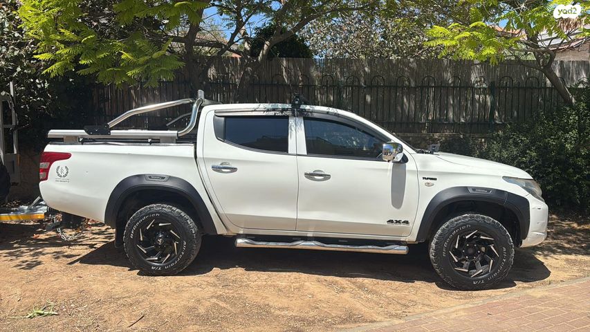 מודעת רכב מיצובישי טרייטון / L200