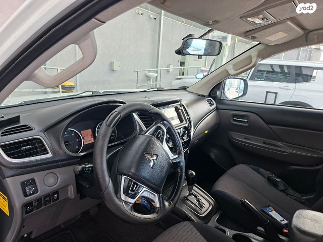 מיצובישי טרייטון / L200