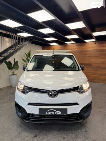 טויוטה פרואייס סיטי