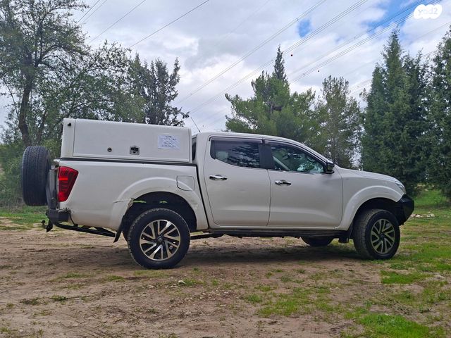 ניסאן נבארה