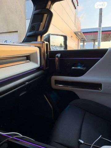 ג'י.אם.סי האמר EV