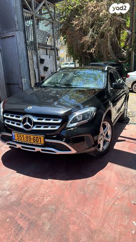מודעת רכב מרצדס-בנץ GLA