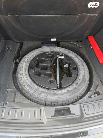 לנד רובר ריינג' רובר איווק