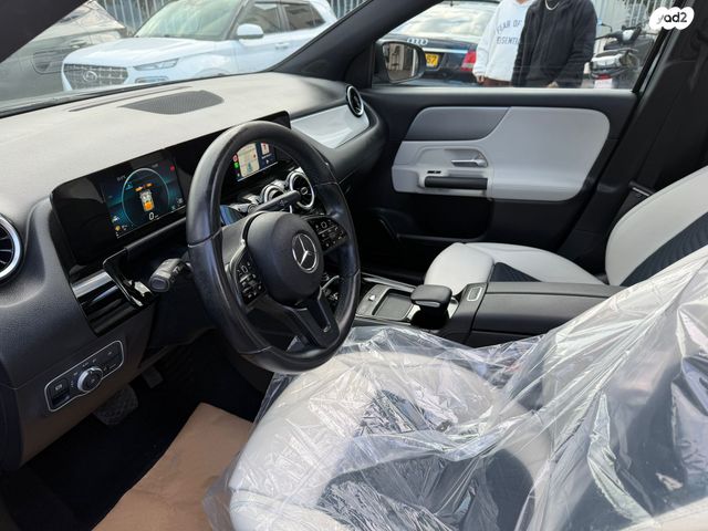 מרצדס-בנץ GLA