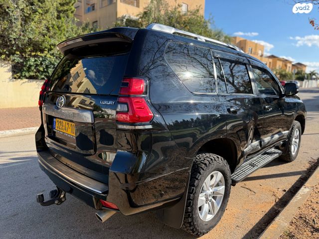 מודעת רכב טויוטה לנד קרוזר