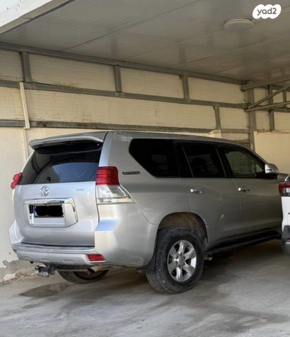 מודעת רכב טויוטה לנד קרוזר