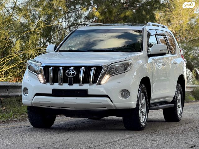 טויוטה לנד קרוזר