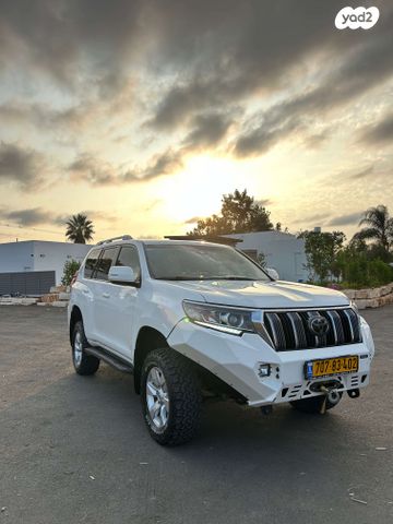 מודעת רכב טויוטה לנד קרוזר