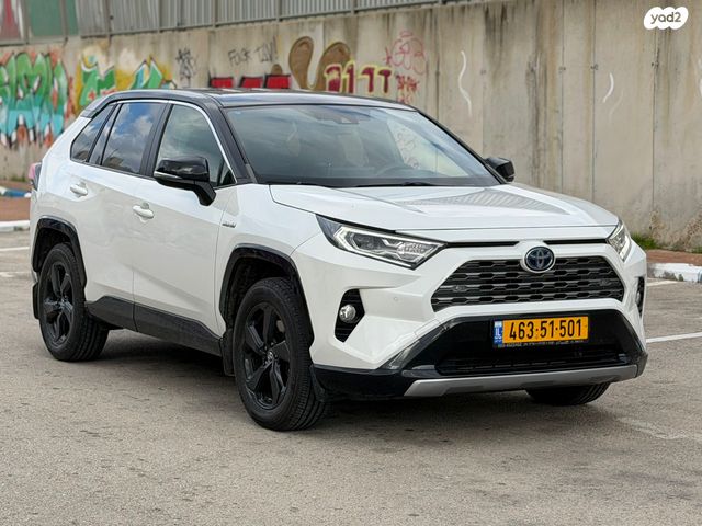 מודעת רכב טויוטה RAV4