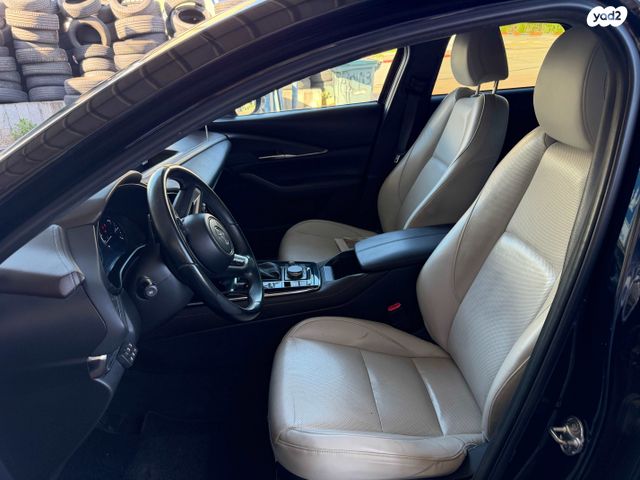מאזדה CX-30