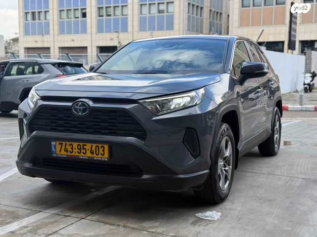 מודעת רכב טויוטה RAV4