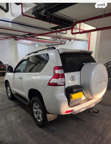 מודעת רכב טויוטה לנד קרוזר