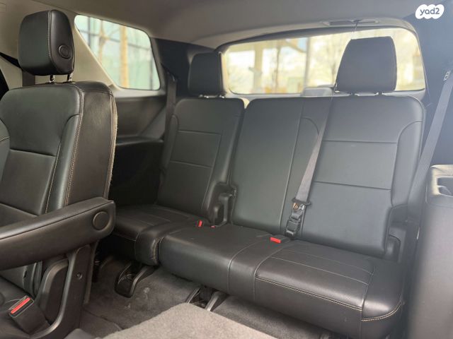 שברולט טראוורס