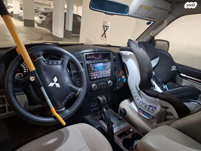 מיצובישי פג'רו