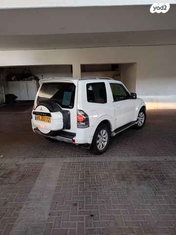 מיצובישי פג'רו