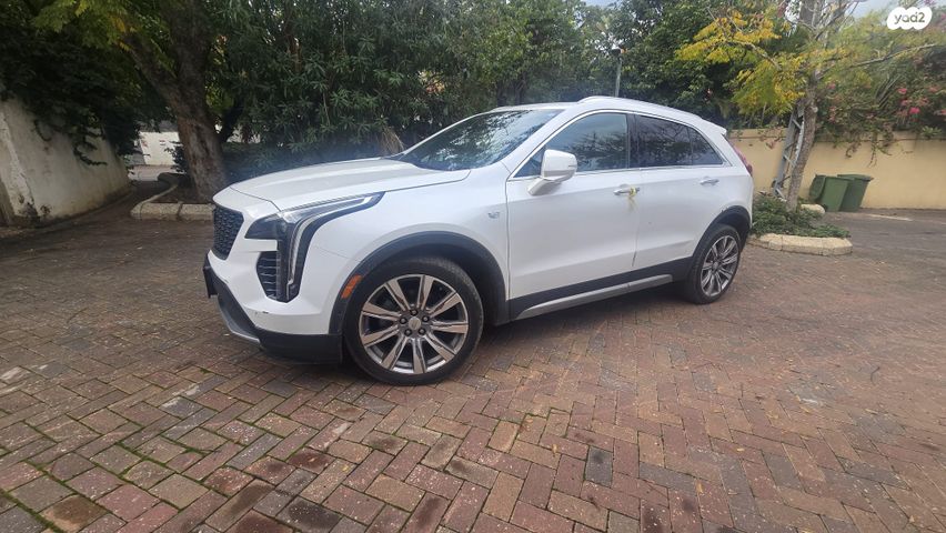 מודעת רכב קאדילק XT4