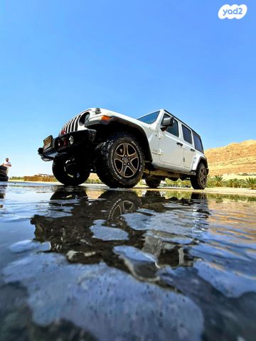 מודעת רכב ג'יפ רנגלר