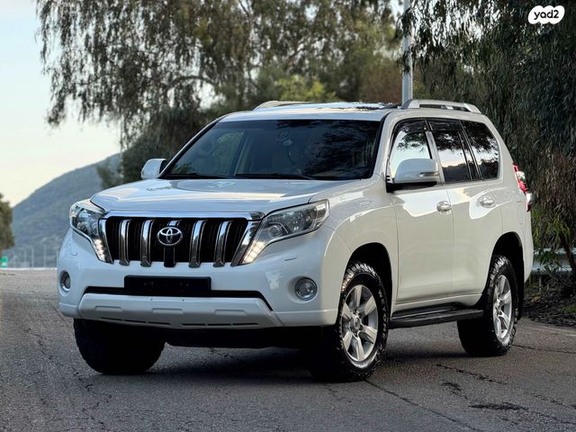 טויוטה לנד קרוזר