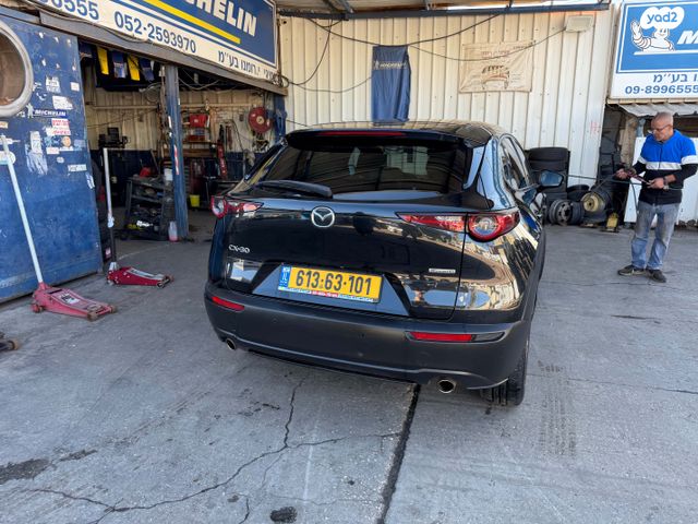 מאזדה CX-30