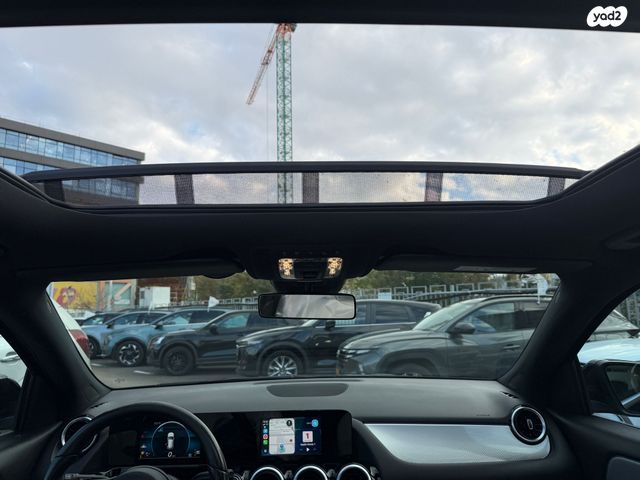 מרצדס-בנץ GLA