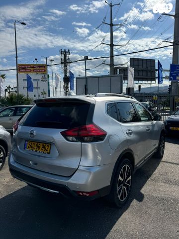 ניסאן אקס טרייל