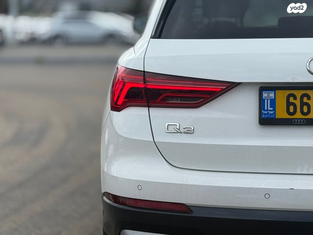 אאודי Q3