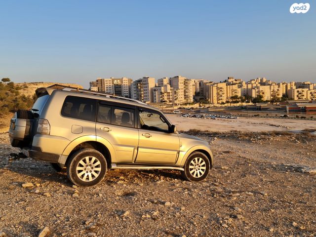מיצובישי פג'רו