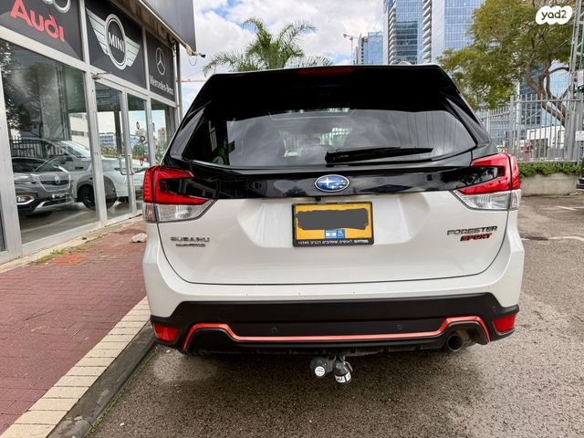 סובארו פורסטר