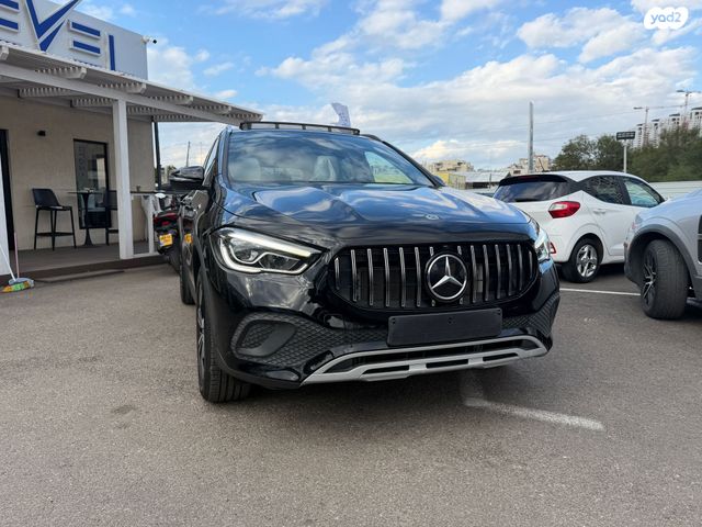 מודעת רכב מרצדס-בנץ GLA 1